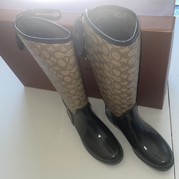 Coach Rainboots - Picture 4 of 8